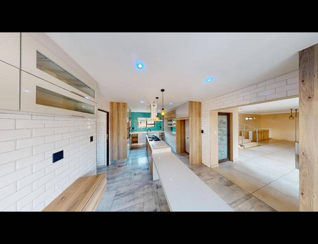 5 BEDROOM HOUSE FOR SALE IN KENLEAF